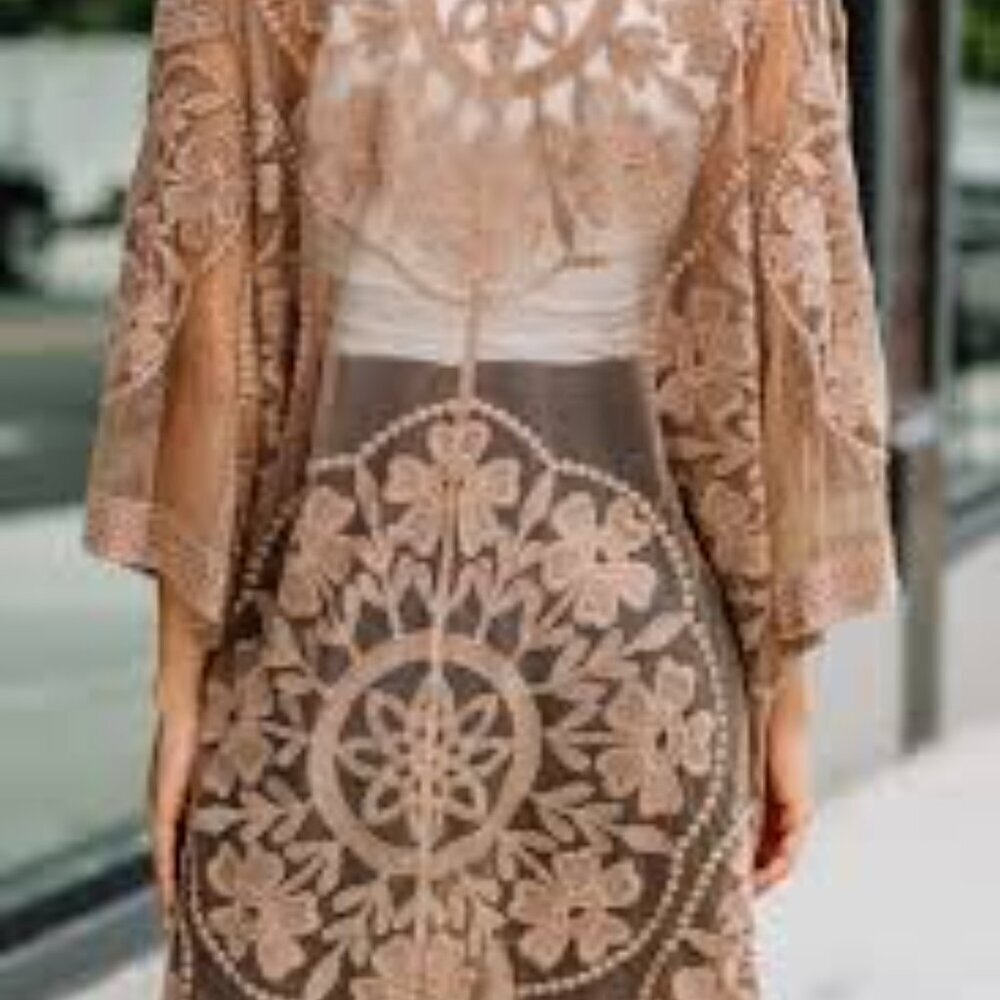 Shop the Mint MOCHA lace floral tie short sleeve kimono - Picture 2 of 6